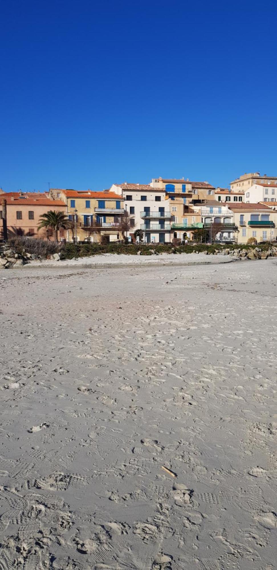L'Ambre Appartement LʼÎle-Rousse Buitenkant foto